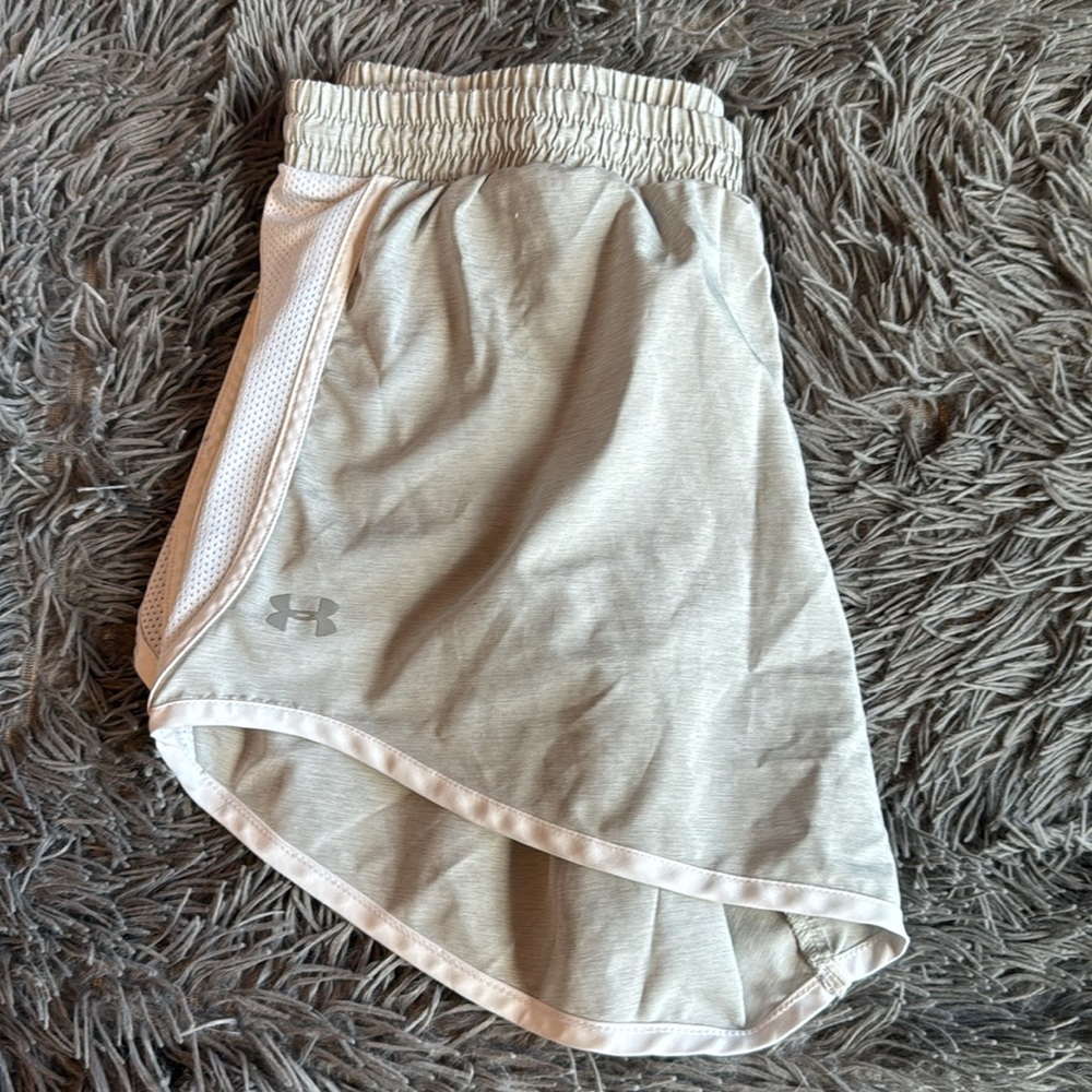 Under Armour Shorts Size Small